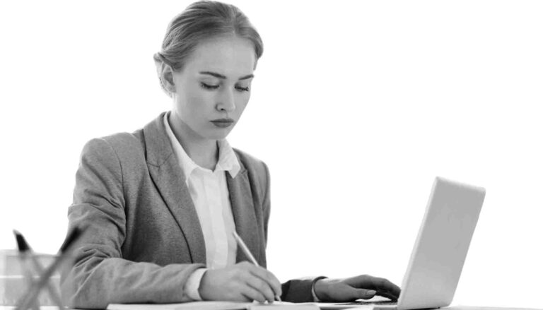 Accounting & Bookkeeping Services in the Middle East: Navigating Compliance Across Borders